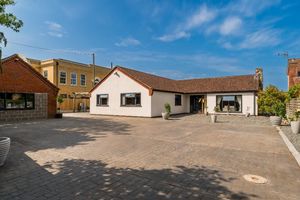 Photo 17- click for photo gallery